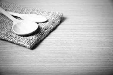 masada tahta kaşıklar