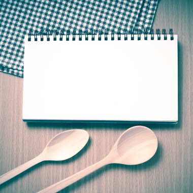 defter ve mutfak araçları vintage tarzı