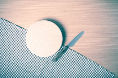 bıçak ve kesme tahtası vintage tarzı