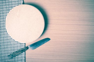 bıçak ve kesme tahtası vintage tarzı