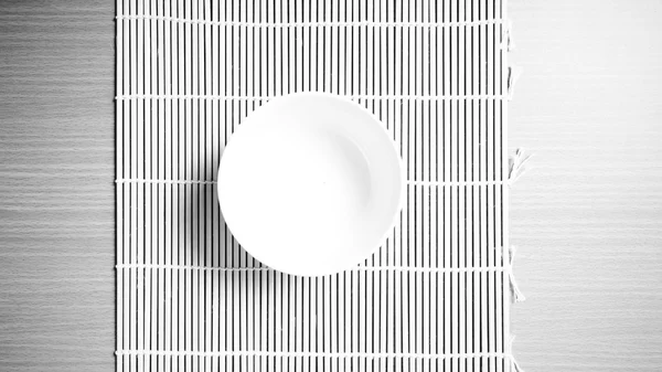 Pusta miska kolor biało-czarny dźwięk stylu — Zdjęcie stockowe