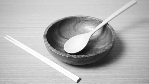 Tigela vazia com chopstick estilo tom de cor preto e branco — Fotografia de Stock