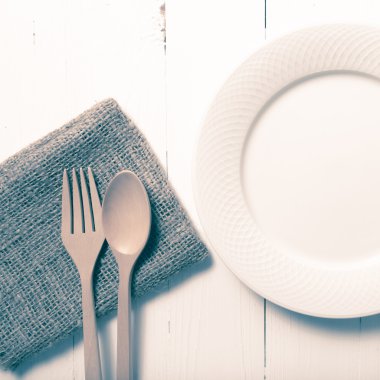 tahta kaşık ve çatal ile çanak vintage tarzı