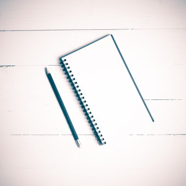 Not defteri ve kalem vintage tarzı