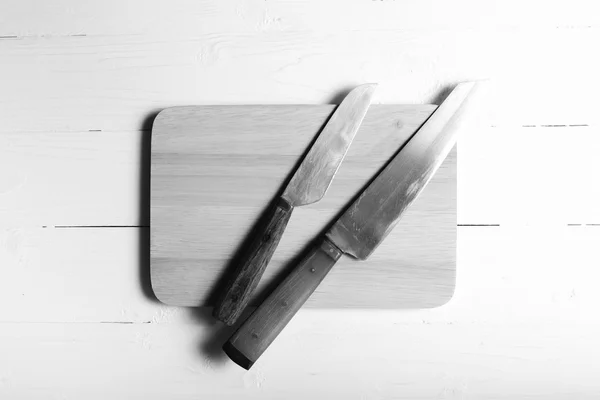 Kitchen knife on cutting board black and white tone color style — Stock Photo, Image