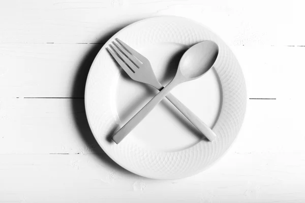 木勺子和叉子菜黑色和白色色调颜色样式 — 图库照片