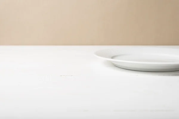 Empty dish — Stock Photo, Image