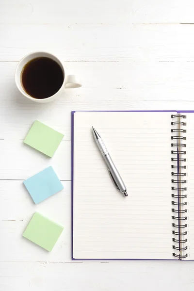 Notepad and coffee cup — Stock Photo, Image