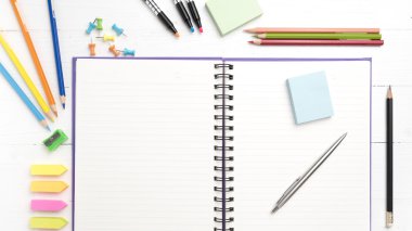 Ofis, banka donatımı ile not etmek