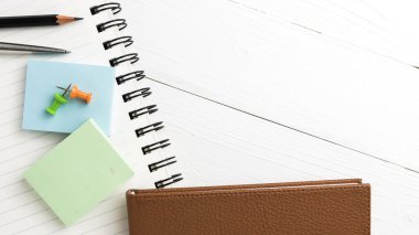 kahverengi defter ile ofis, banka donatımı