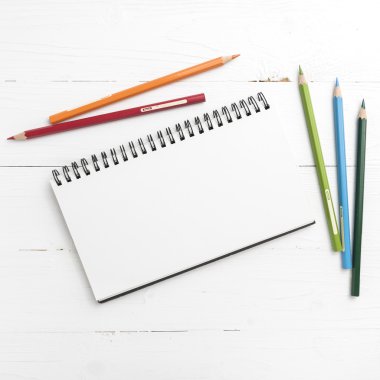 renk kalem ile not etmek