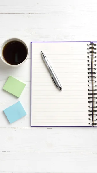 Notepad and coffee cup — Stock Photo, Image