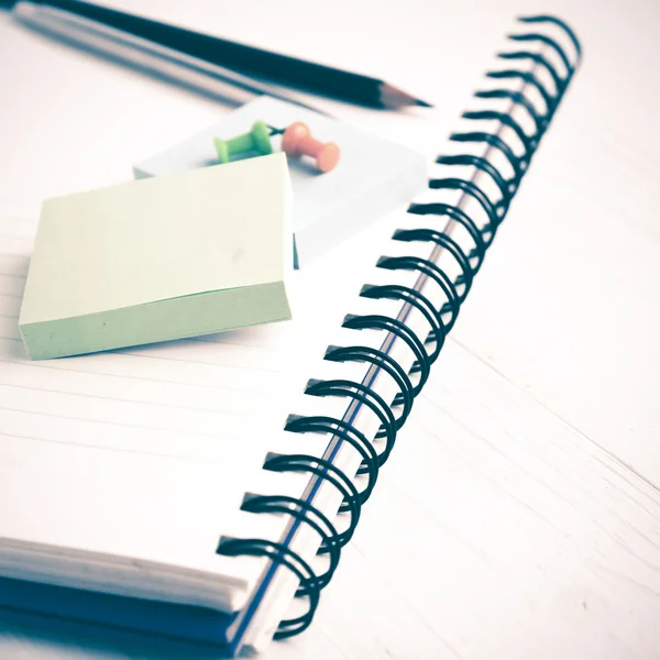 Notepad with office supplies vintage style — Stock Photo, Image