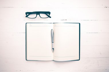 açık defter kalem vintage tarzı ile