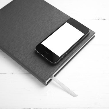 cep telefonunuzun defter siyah ve beyaz rengi stili