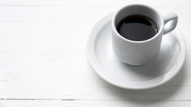 siyah kahve fincanı