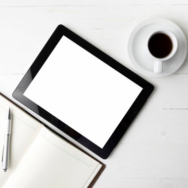 defter ve kahve Kupası ile tablet