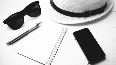 Yaz araçlar siyah ve beyaz renk stili ile şapka