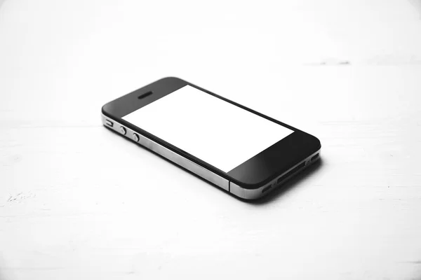Téléphone portable noir et blanc style de couleur — Photo