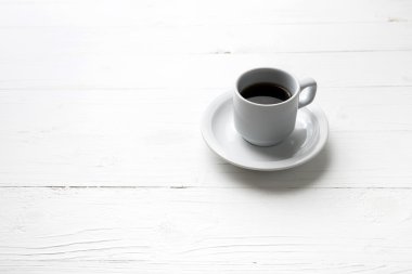 siyah kahve fincanı