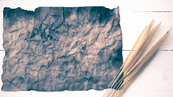 Old brown paper and wheat vintage style — Stock Photo, Image