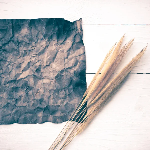 Old brown paper and wheat vintage style — Stock Photo, Image