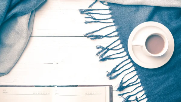 Kaffee und Schal Hintergrund vintage style — Stockfoto