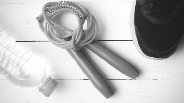 Fitness Ekipmanları siyah ve beyaz renk tonu stili