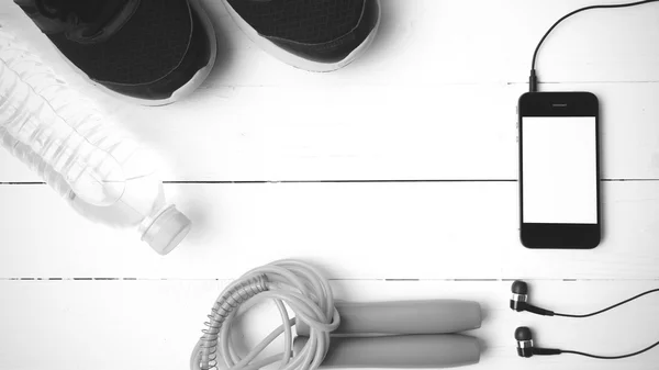 Фитнес-оборудование черно-белый тон стиль — стоковое фото