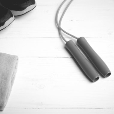Fitness Ekipmanları siyah ve beyaz renk stili
