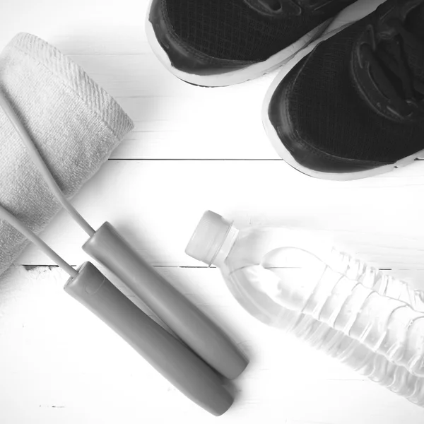Фітнес-обладнання чорно-білого кольору стиль тону — стокове фото