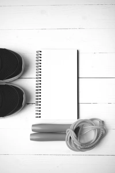 Equipamento de fitness estilo tom de cor preto e branco — Fotografia de Stock