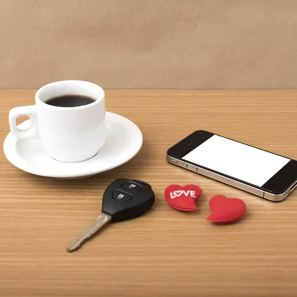 Coffee phone car key and heart — Stock Photo, Image