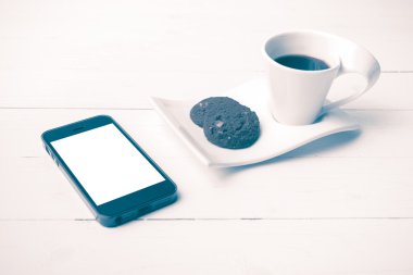 tanımlama bilgisi ve telefon vintage tarzı ile kahve fincanı