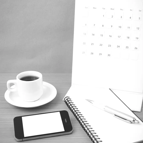 Καφέ, τηλέφωνο, το σημειωματάριο και το ημερολόγιο — Φωτογραφία Αρχείου