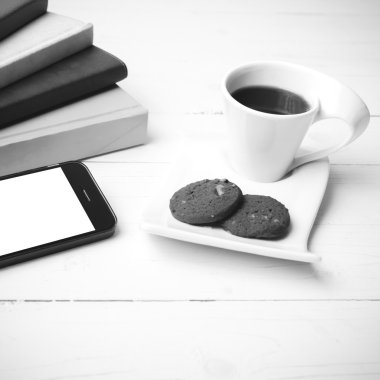 tanımlama bilgisi, telefon ve yığın kitap siyah beyaz co ile kahve Kupası