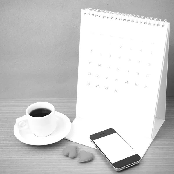 Koffie-, telefoon-, kalender- en hart — Stockfoto