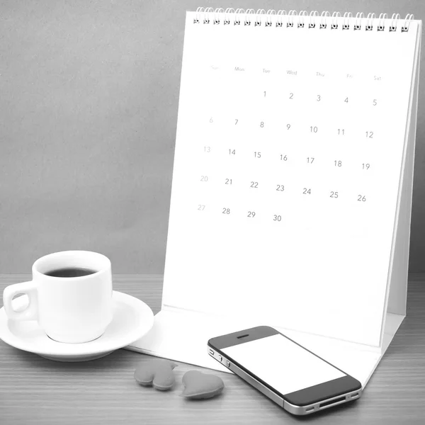 Καφέ, τηλέφωνο, το ημερολόγιο και καρδιά — Φωτογραφία Αρχείου