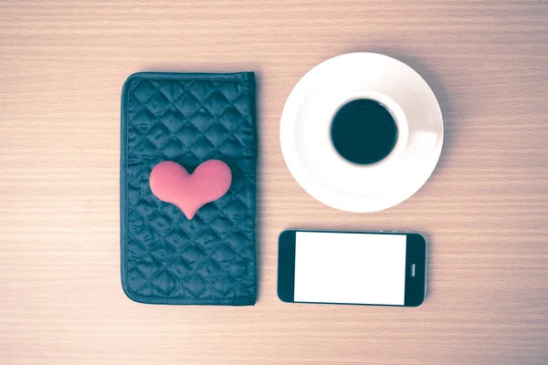 Καφέ, τηλέφωνο, το πορτοφόλι και την καρδιά — Φωτογραφία Αρχείου