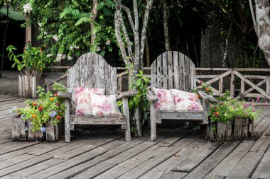 Rustik ahşap armhairs