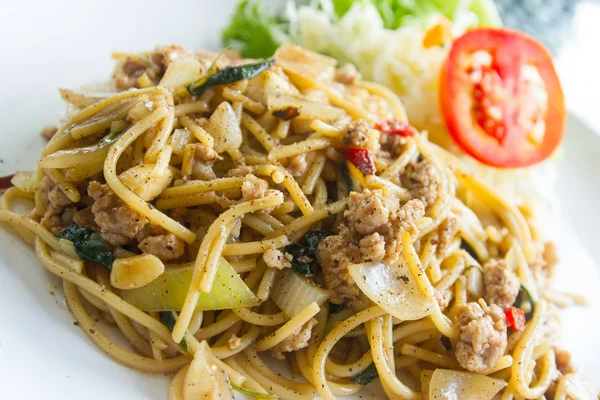 Spaghetti pasta with sweet basil — Stock Photo, Image