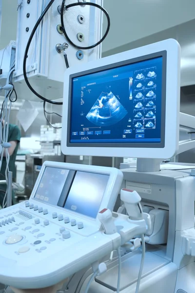Máquina de ultra-som avançada no hospital — Fotografia de Stock
