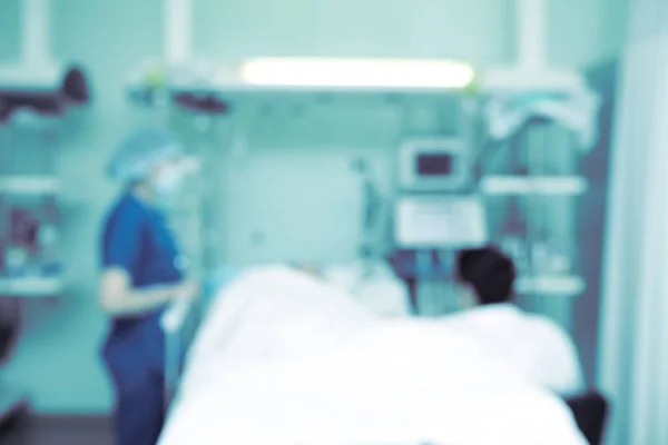 Sterbender Patient Auf Der Intensivstation Umgeben Von Krankenschwester Und Familienangehörigen — Stockfoto