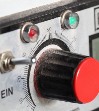 Artık kullanılmayan eski makine anahtarları