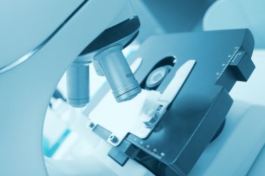 laboratuvar mikroskop