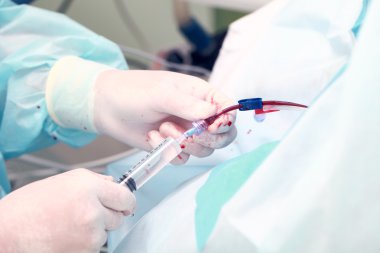 Doktorlar eller iş kavramı içinde yakın çekim