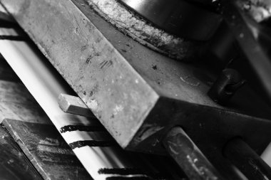 Eski sanayi makinesi