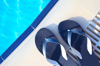 Yaz tatil kavramı. Beyaz yüzme p kenarında