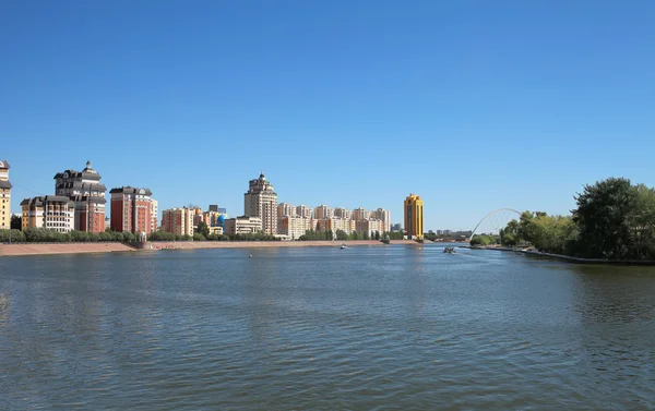 View of embankment of river Esil — Stock Photo, Image