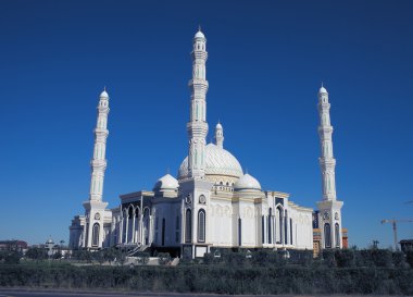 Astana yeni Camii'nde görünümünü